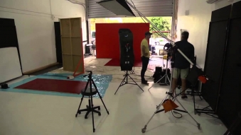 Embedded thumbnail for MiNDFOOD - The Making of our Red Shoot
