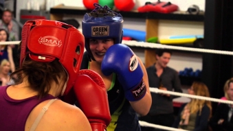 Embedded thumbnail for 1 More Round - Contenders Series 6 - Fight 1 - Laura Hughes vs Anna Poulter